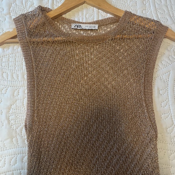 Metallic Thread Knit Tunic - Picture 3 of 3